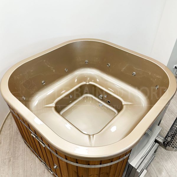 Bain-nordique-carre-interne-pano-7